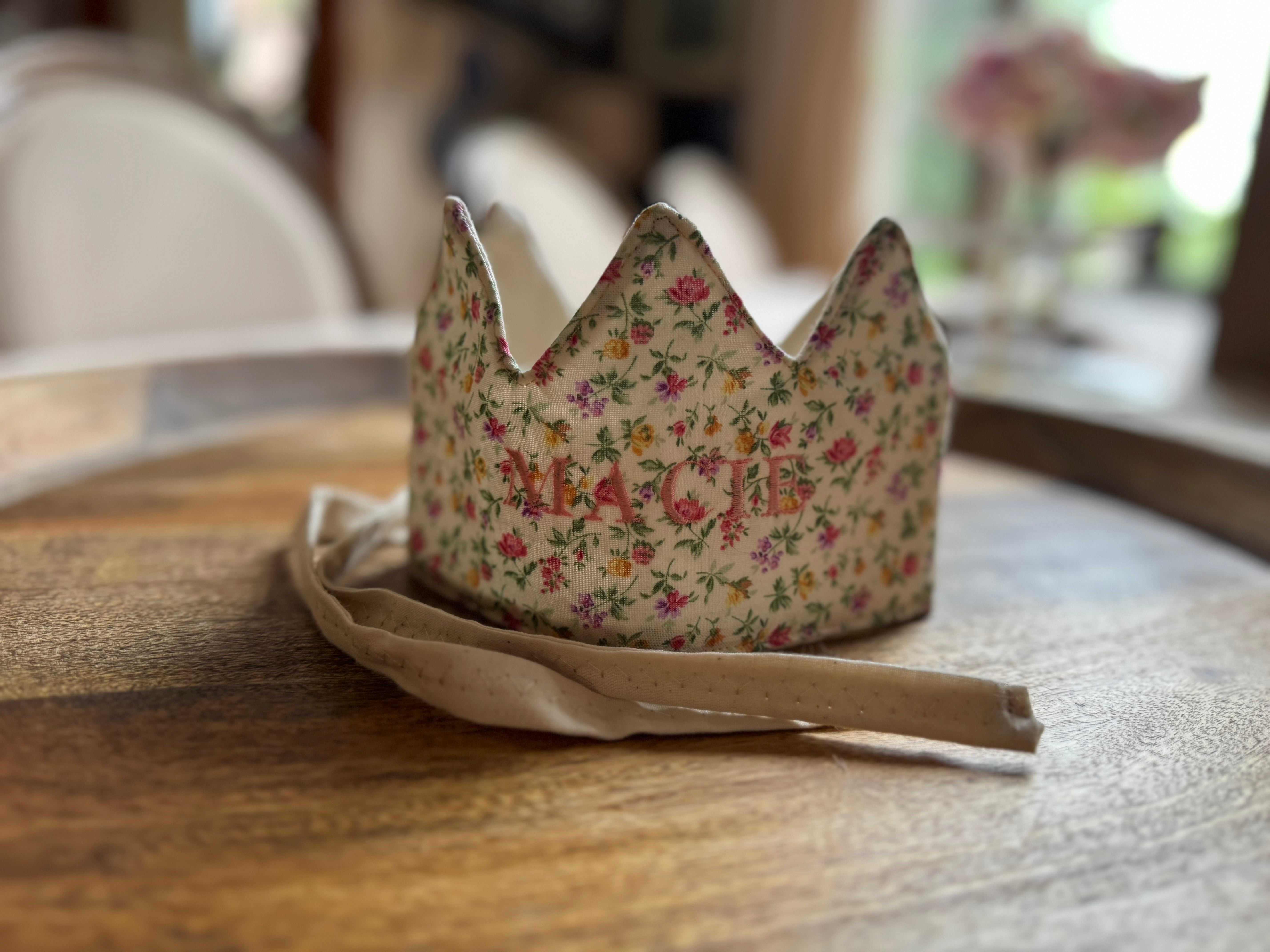 1st Birthday Crown Hat Bib Floral Personalized Embroidery Gift Set
